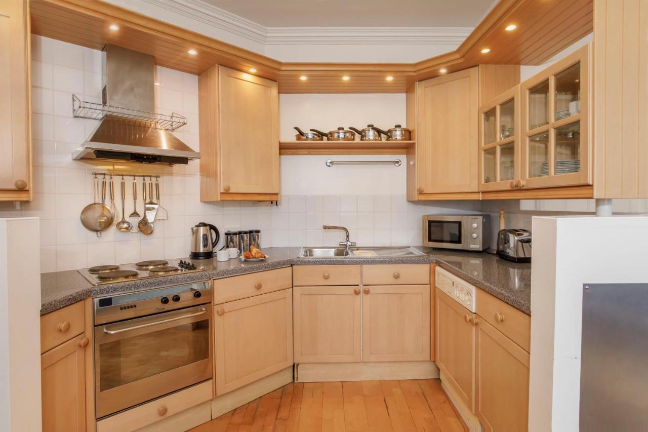 Shambles Suites In The Centre Of York, Sleeps 16 Extérieur photo