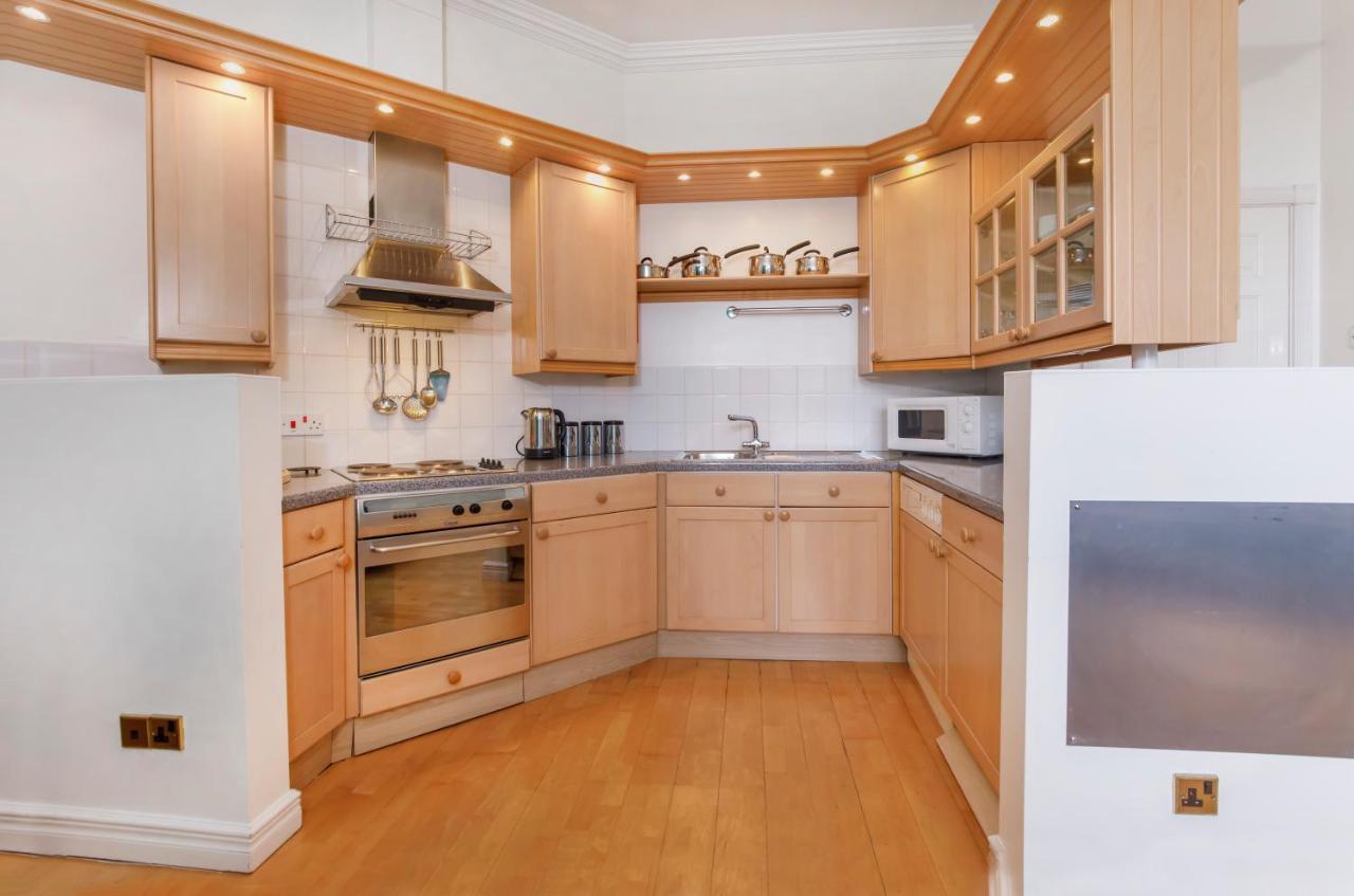 Shambles Suites In The Centre Of York, Sleeps 16 Extérieur photo