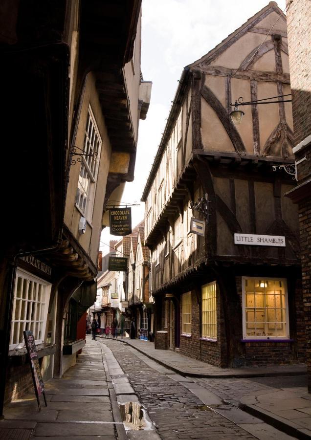 Shambles Suites In The Centre Of York, Sleeps 16 Extérieur photo